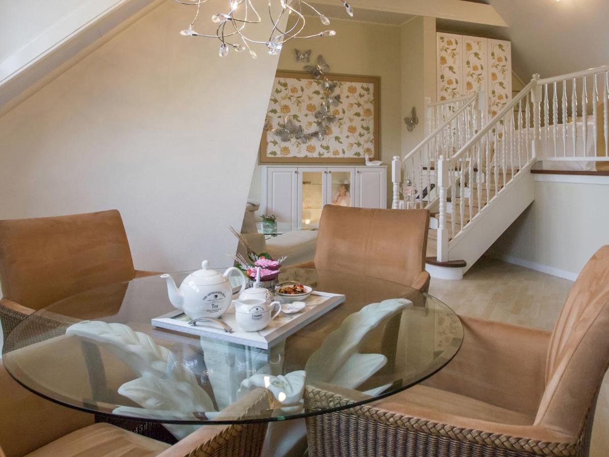 Boutique Apartment In Ritthem With Terrace Eksteriør billede